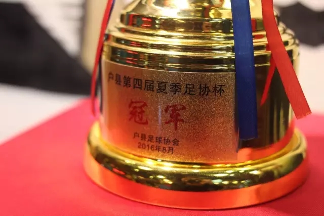 吉马良斯在阿森纳展现中场推进能力